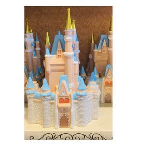 Disney Parks Magic Kingdom Cinderella Castle Ceramic Cookie Jar Canister 2021